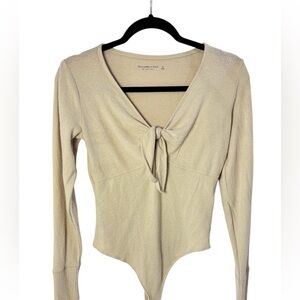 Abercrombie &‎ Fitch Soft Cozy Tie Front Cream Long Sleeve Body Suit Size Small